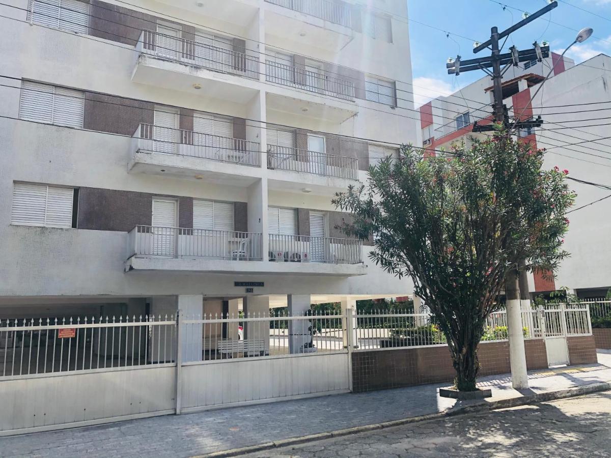 Condominio Mallorca - Enseada Гуаружа Экстерьер фото